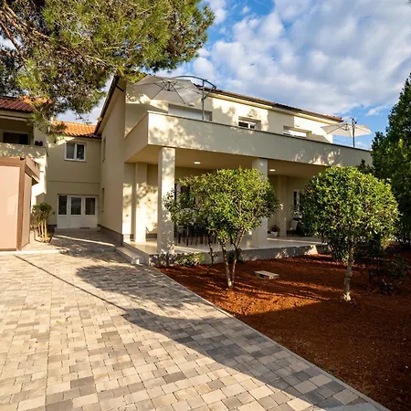 Nonni Apartmán Punat